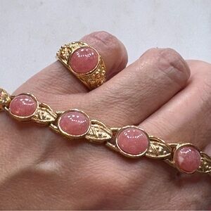 Elegant Peach stone, set in Gold, Jewelry Set